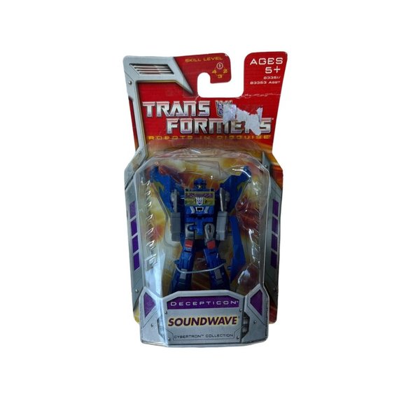 New 2007 Hasbro Transformers Cybertron Collection Decepticon Soundwave TOMY - Picture 1 of 2